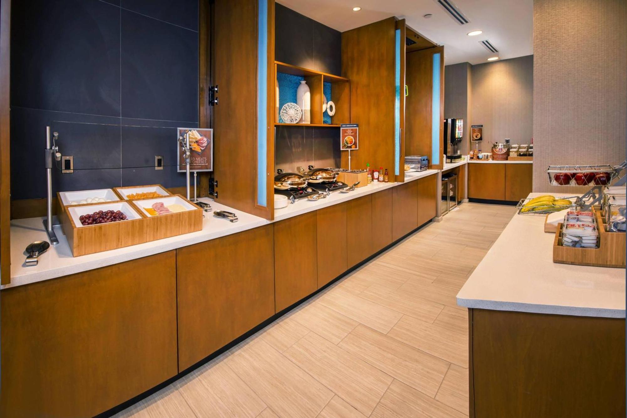 Springhill Suites By Marriott Gainesville Haymarket Екстериор снимка