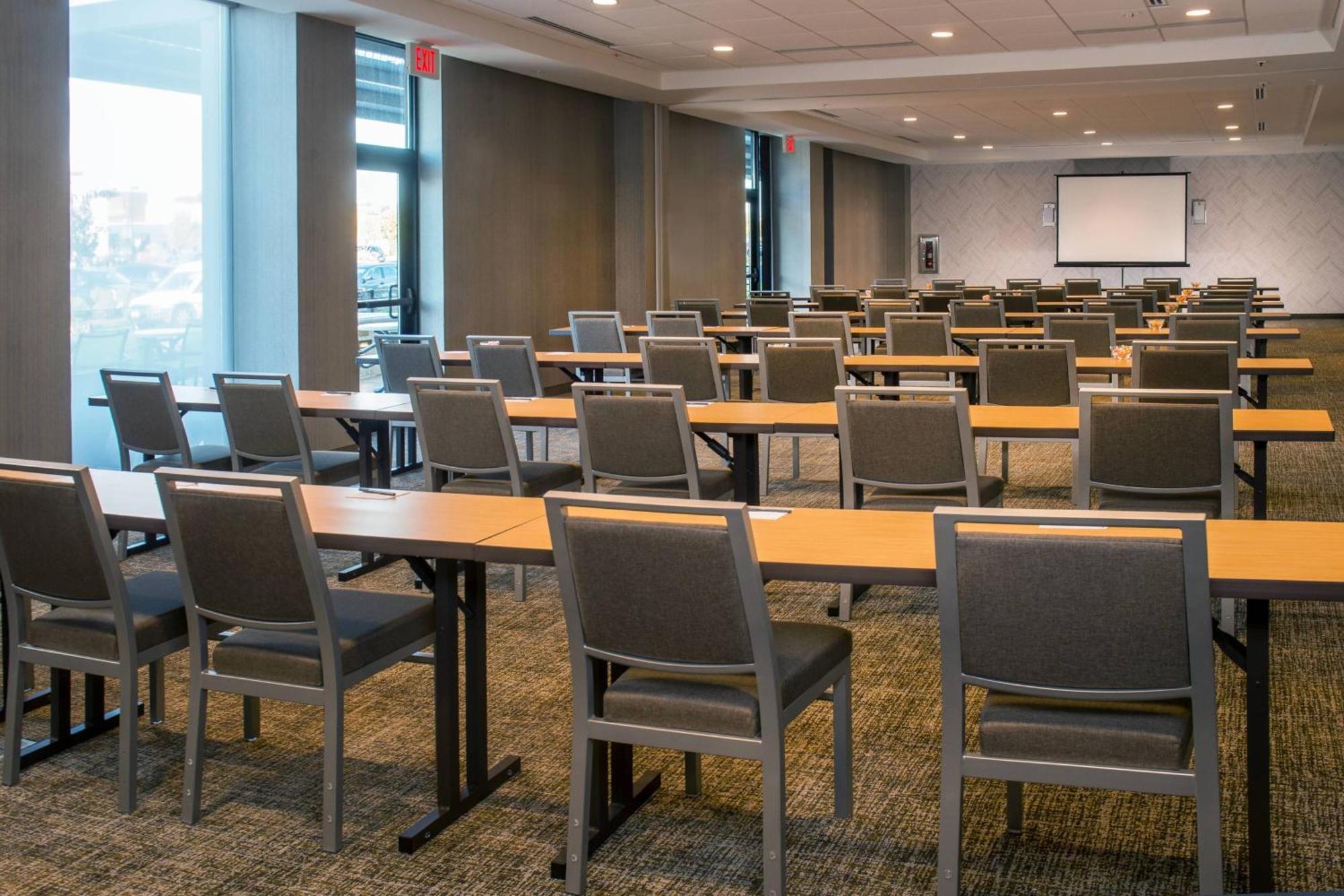 Springhill Suites By Marriott Gainesville Haymarket Екстериор снимка